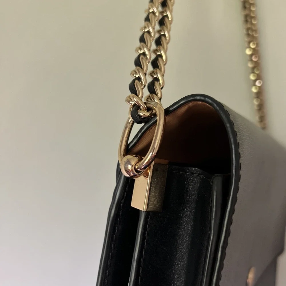 Tory Burch tory burch